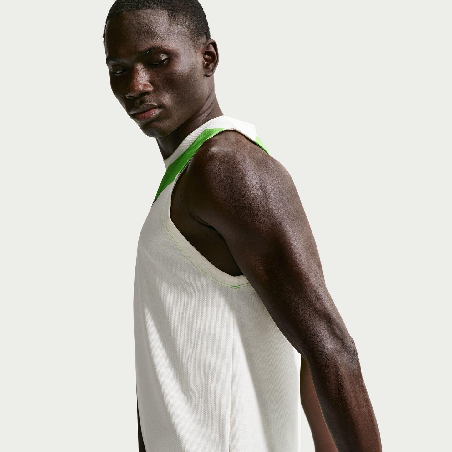 Nike Men's Short Sleeve Performance T-Shirt