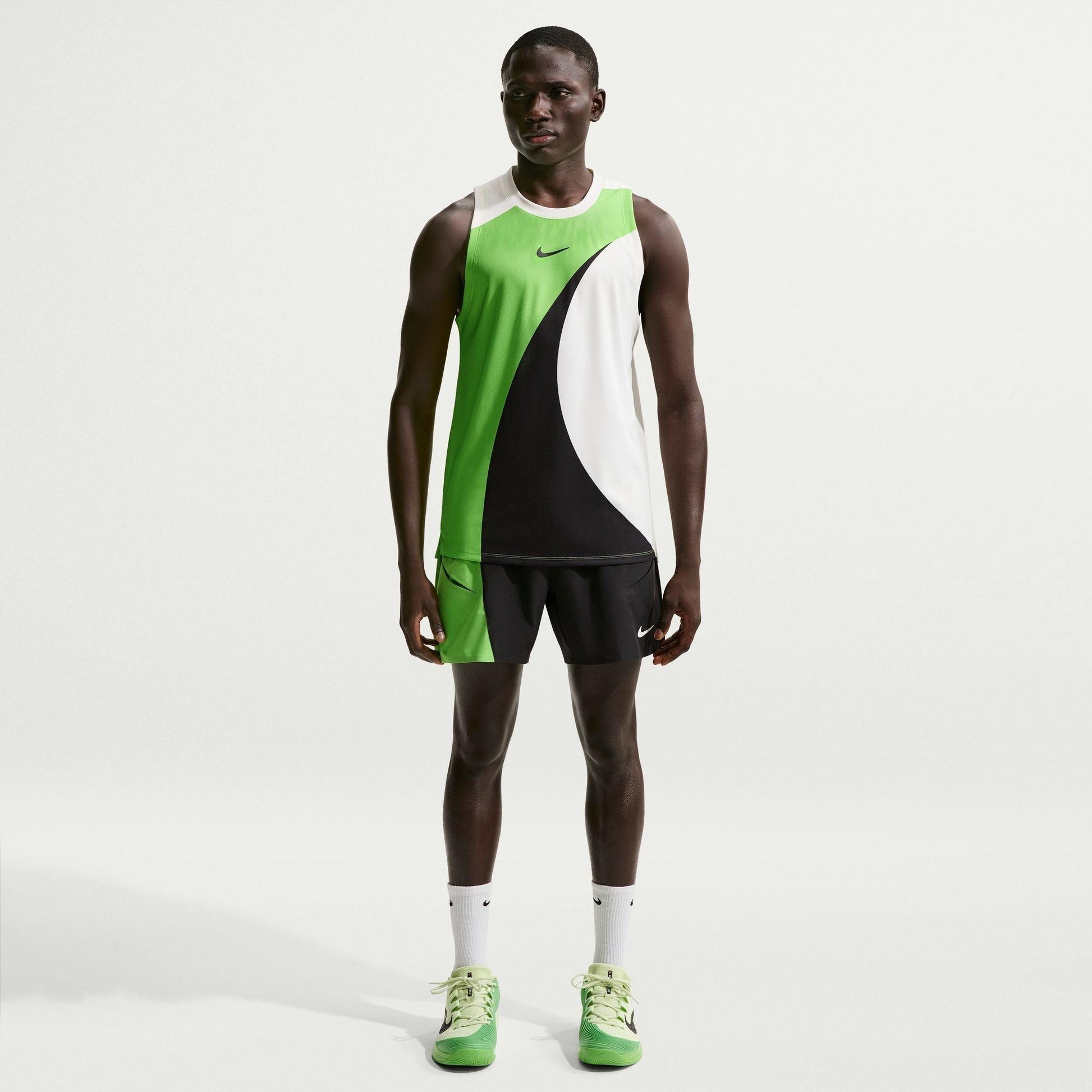 Nike Men's Short Sleeve Performance T-Shirt