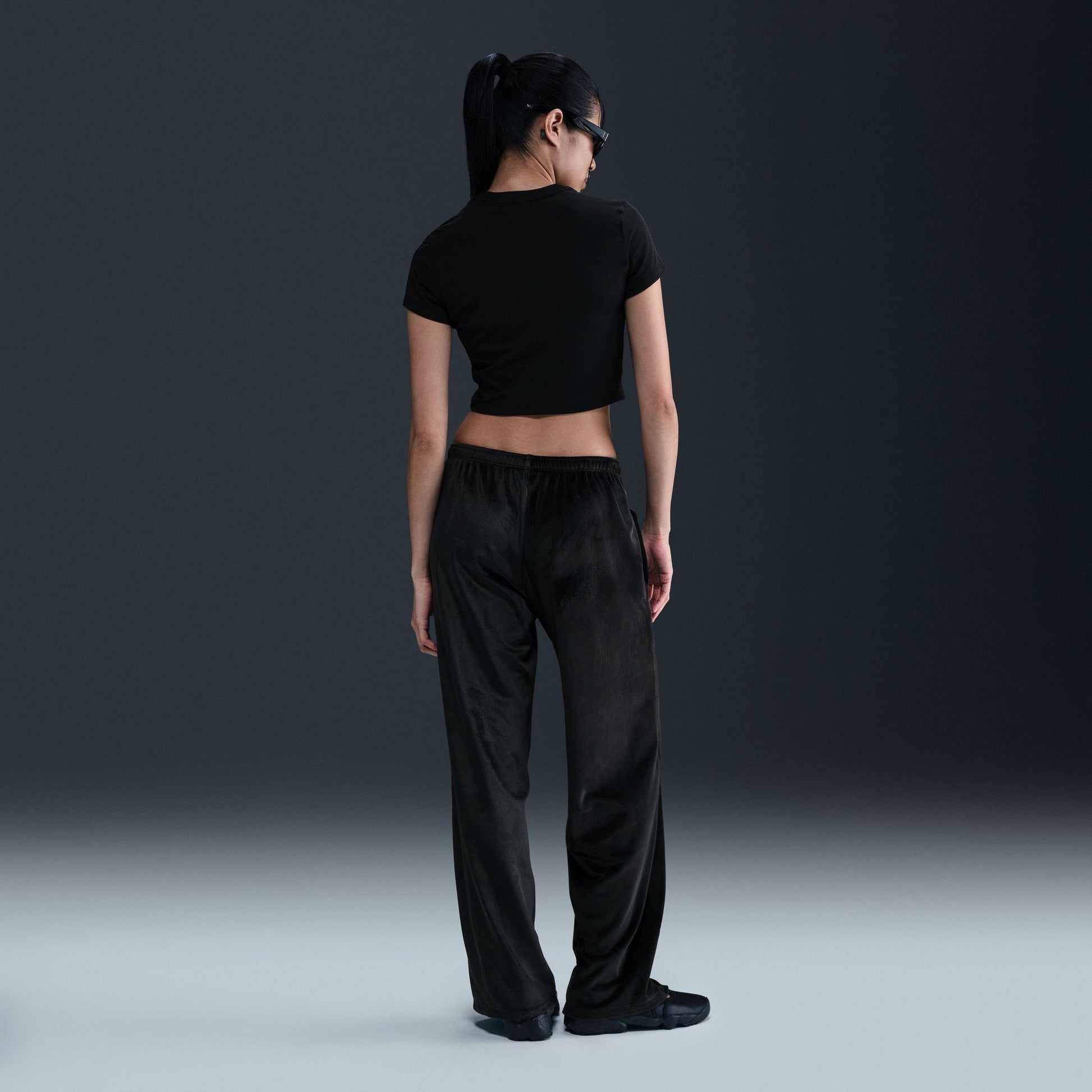 Nike Nike Chill Knit Crop Ld00