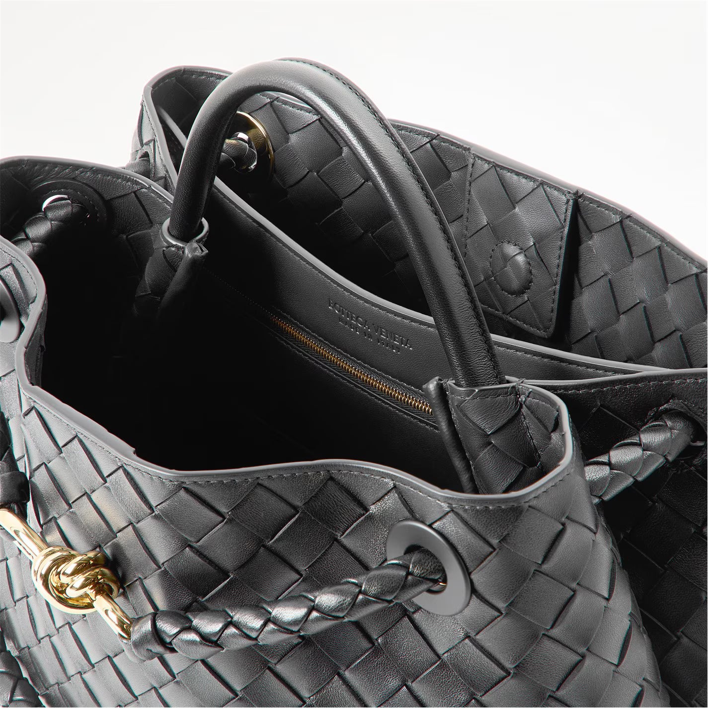 BOTTEGA VENETA Medium Andiamo Tote Bag