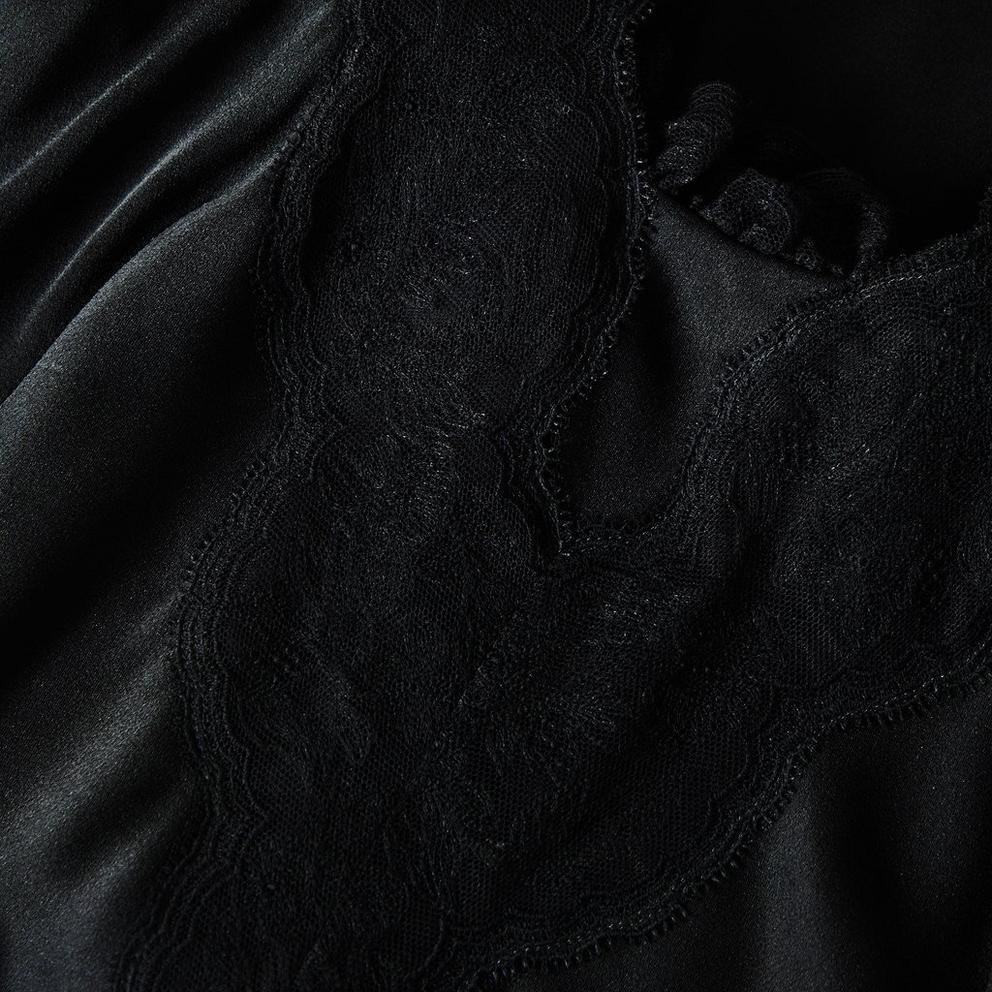 Alexander McQueen Alex Satin and Lace Ld63