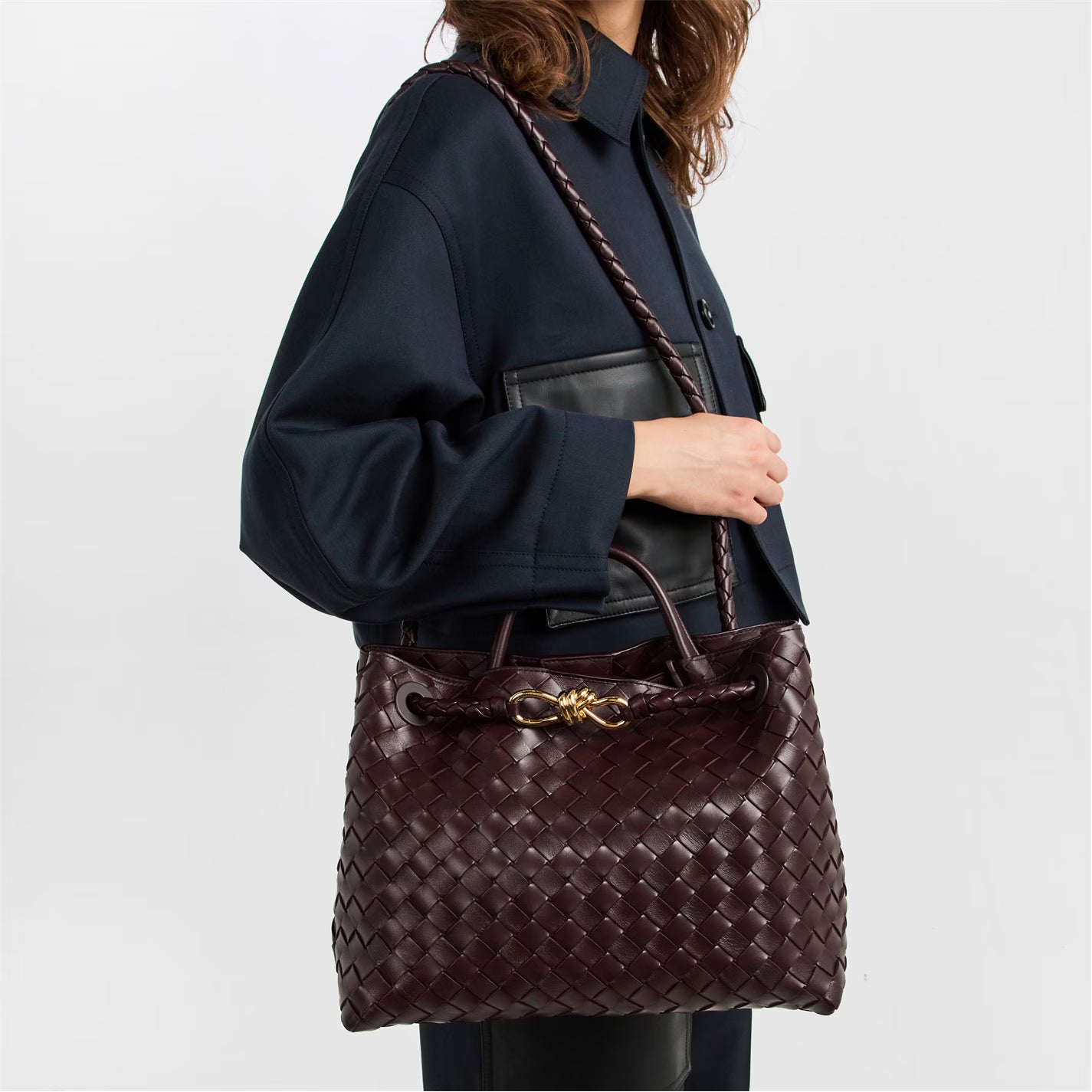 BOTTEGA VENETA Medium Andiamo Tote Bag