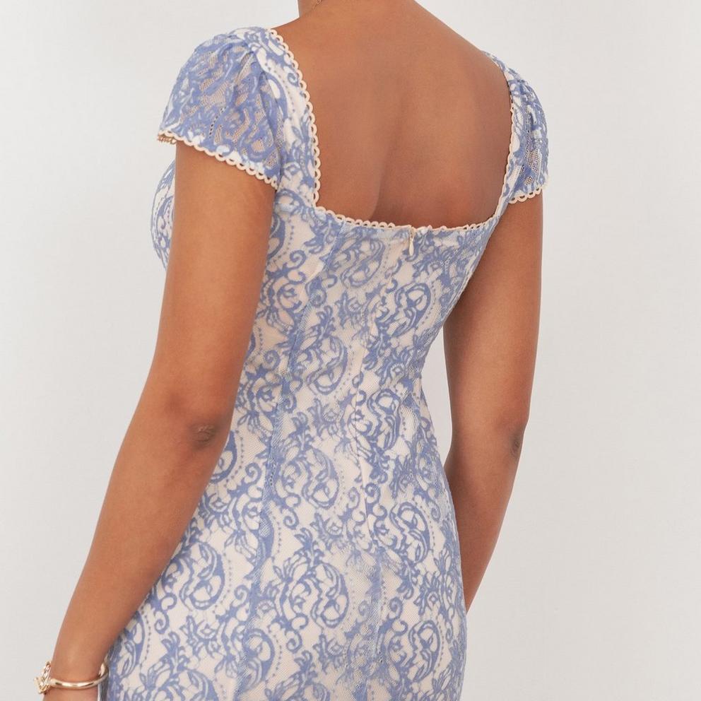 Maya Deluxe Maya Light Blue Sweetheart Neck Lace Midaxi Dress