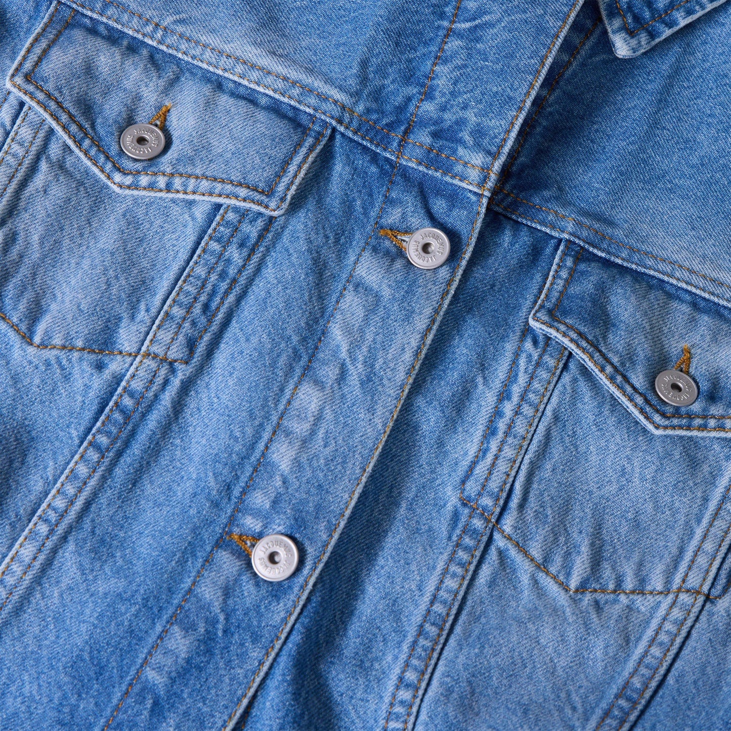 Jacquemus Women's La Veste De-Nimes Denim Jacket