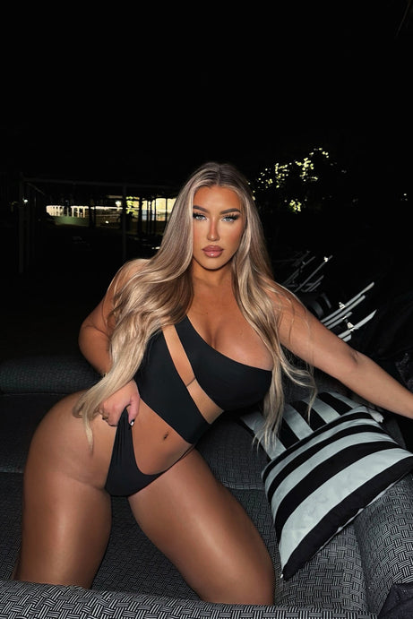 Island Hideout Cutout Mesh One Piece Swimsuit - Black