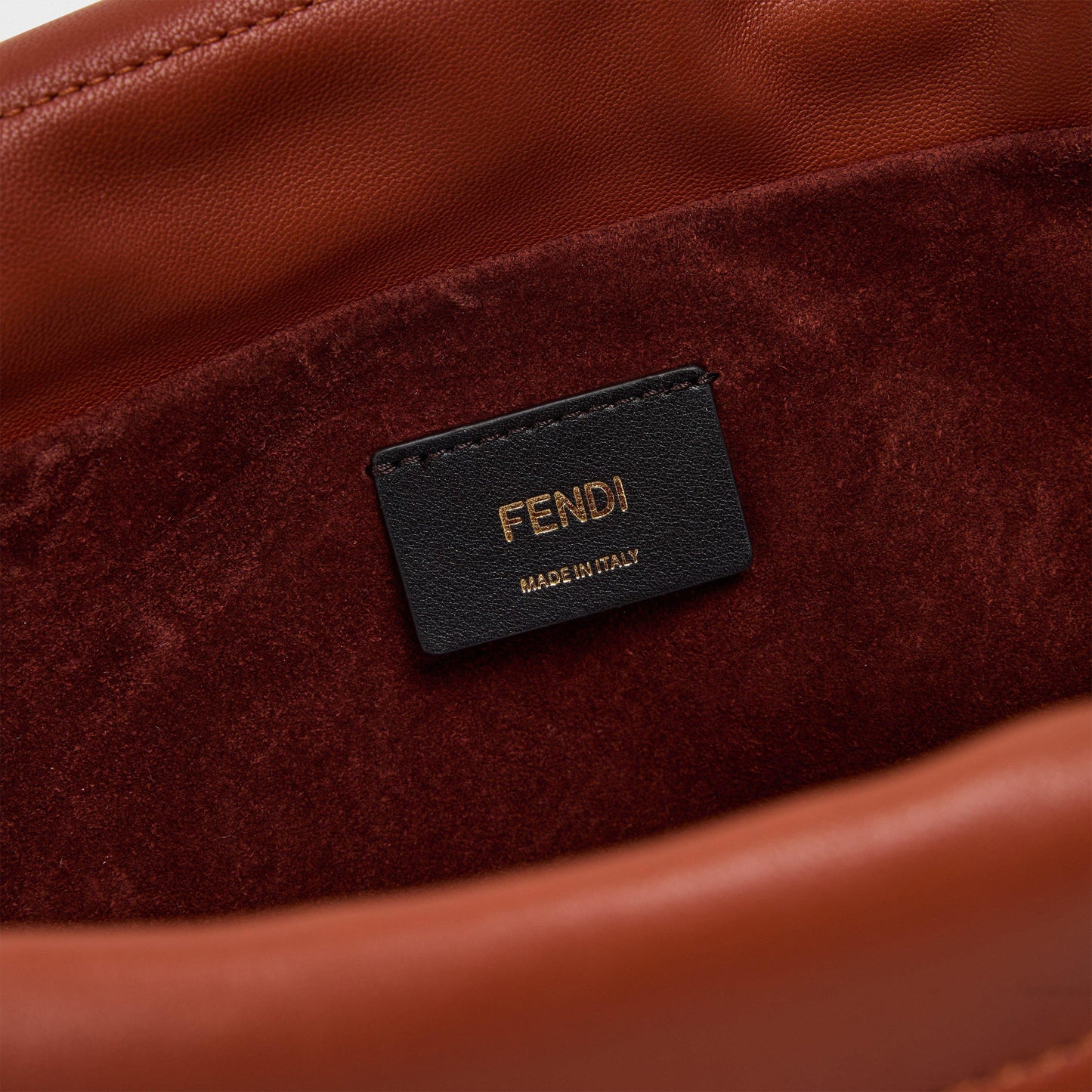 Fendi Womens Medium Mamma Baguette