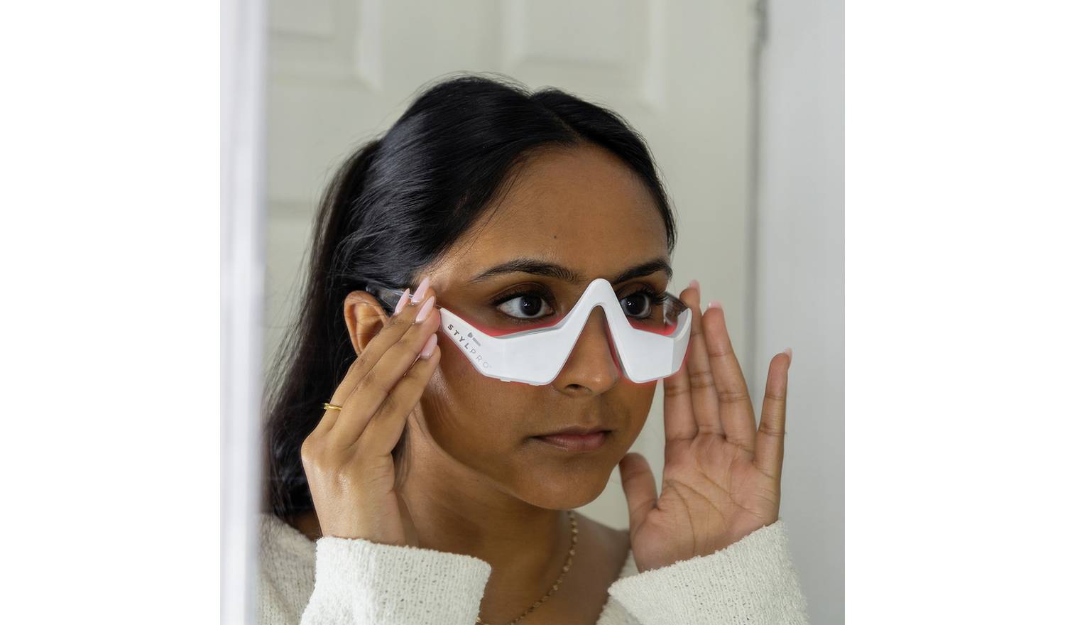STYLPRO Spec-tacular EMS and Red Light Therapy Glasses