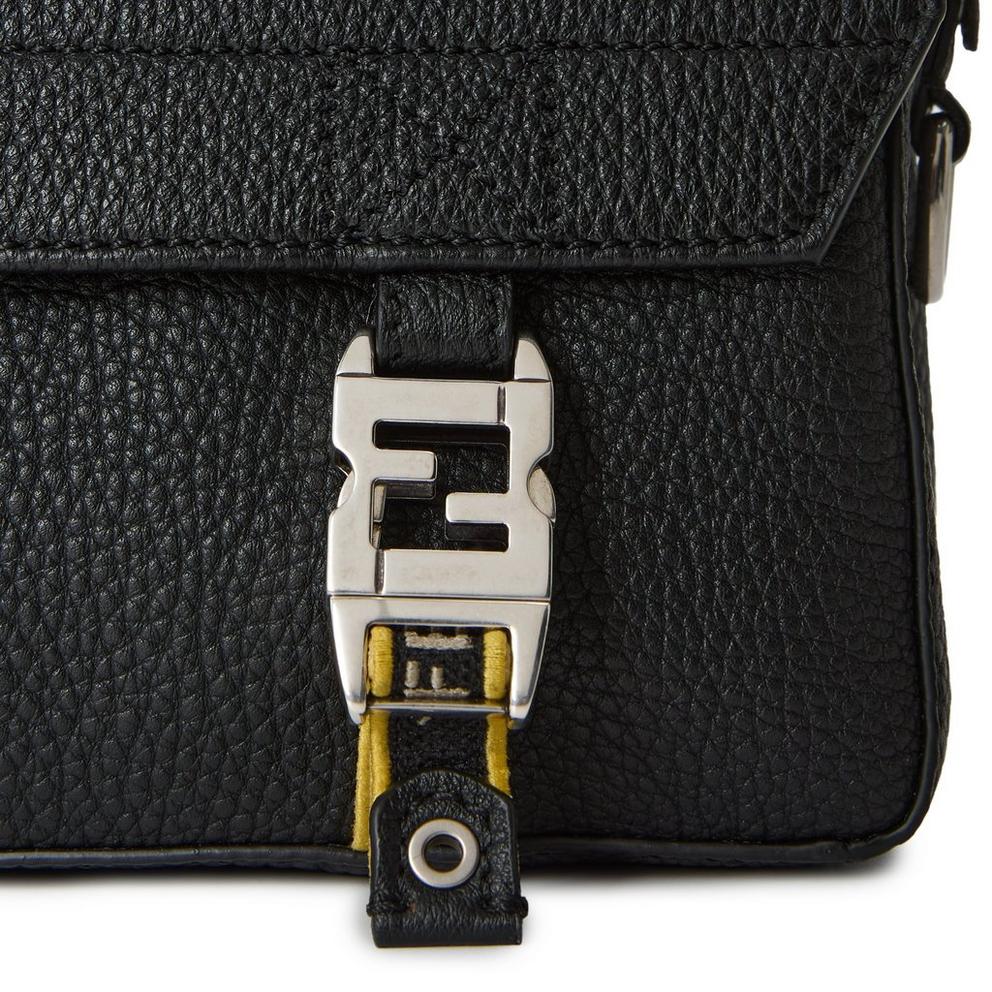 Fendi Fendi Flow Messenger Sn64
