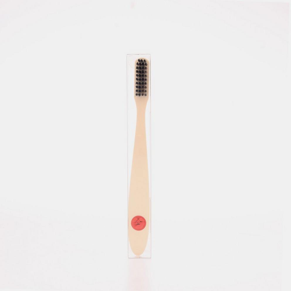 Off Face T Brush 99