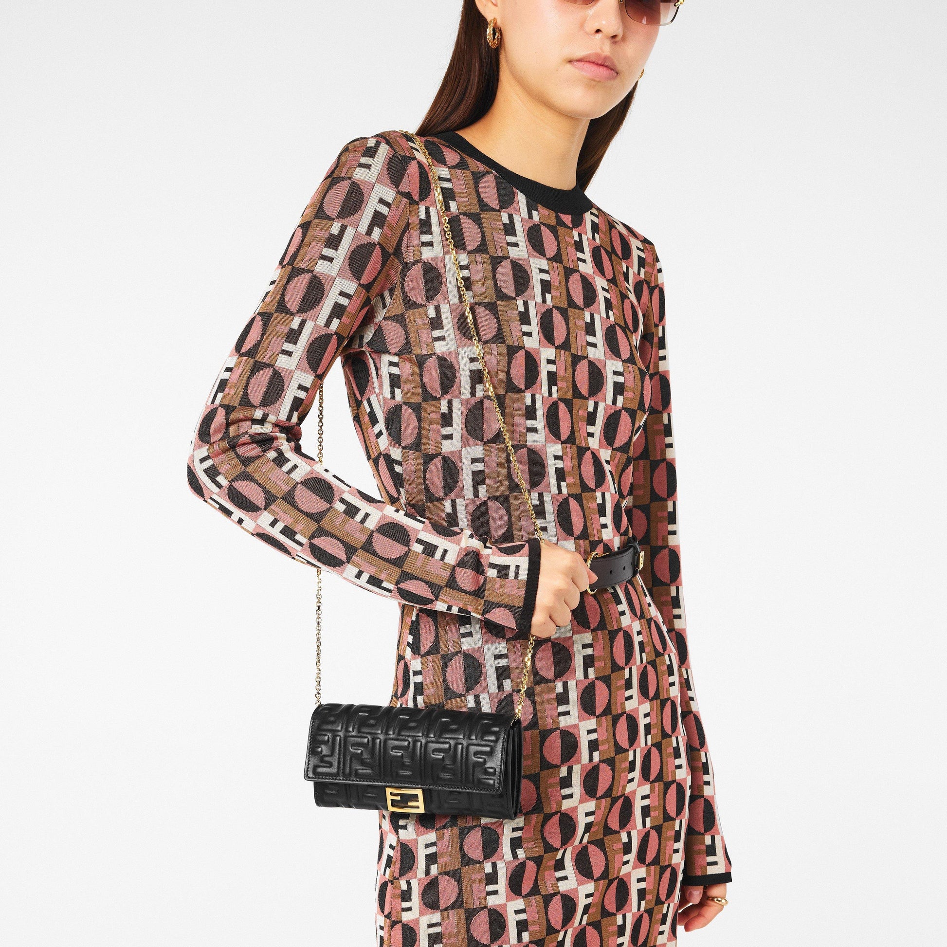 Fendi Womens Baguette Continental Wallet On Chain