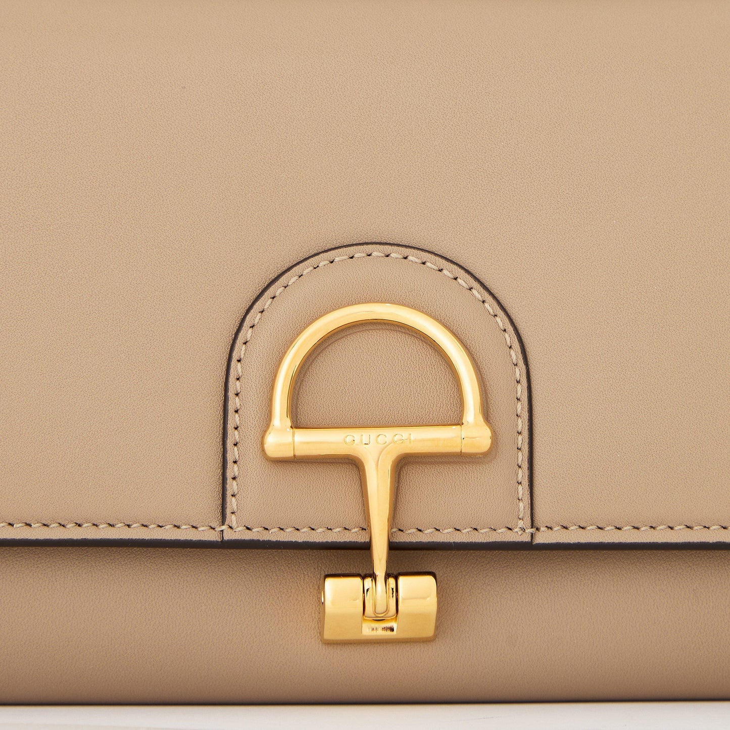 Gucci Women's Wallet On Chain