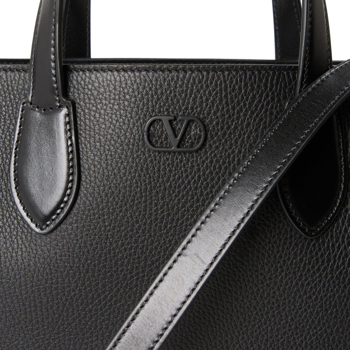 Valentino Garavani VG Antibes Tote Sn64