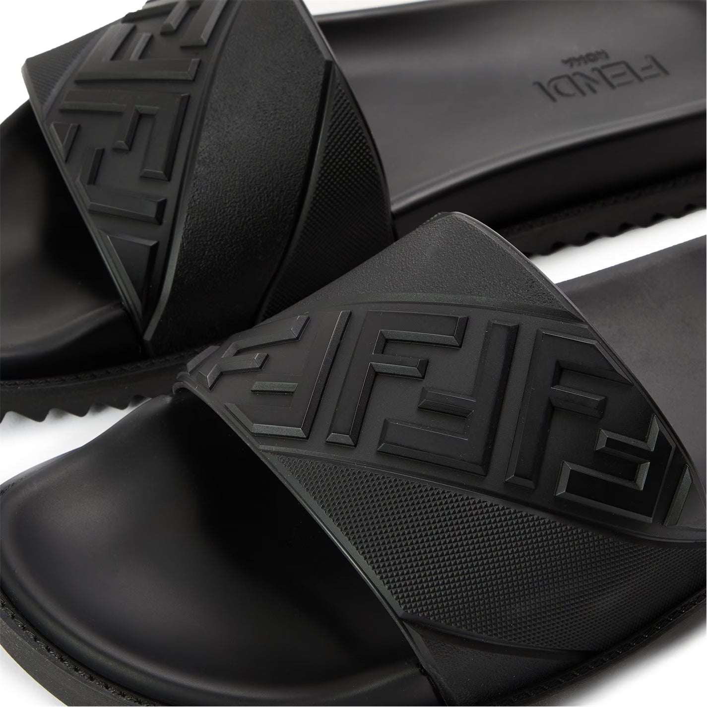 Fendi Diag Slide Sn62