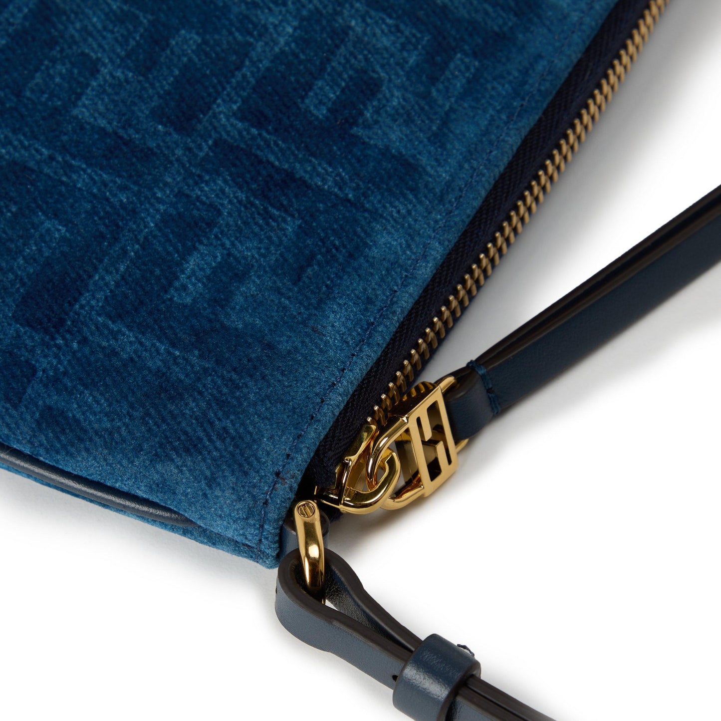 Fendi Women's FF Flat Pouch