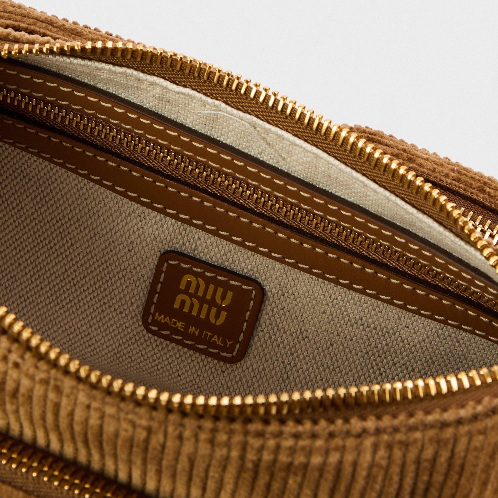 Miu Miu Womens Pocket Shoulder Bag