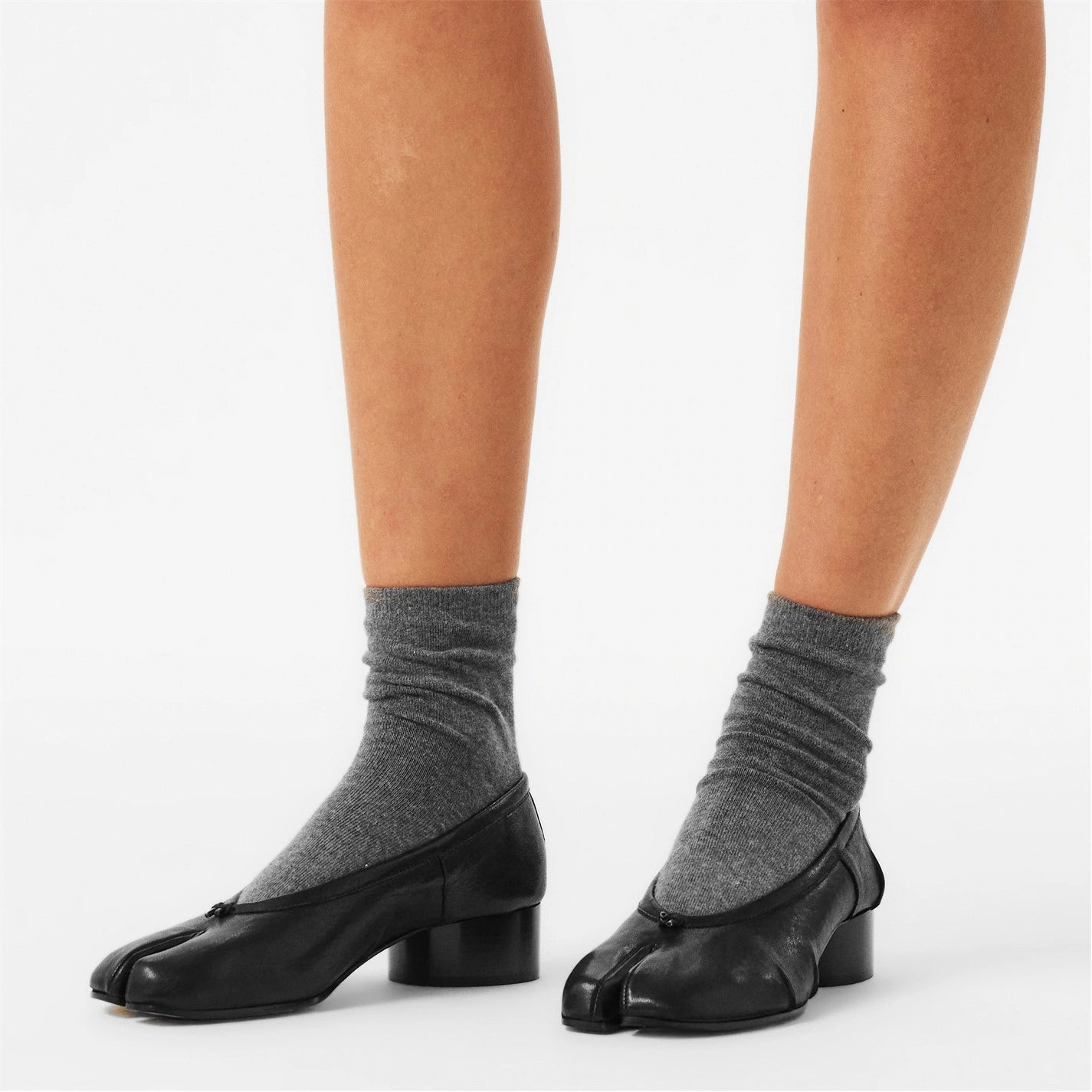 Tabi Ballet Court Heel Pumps