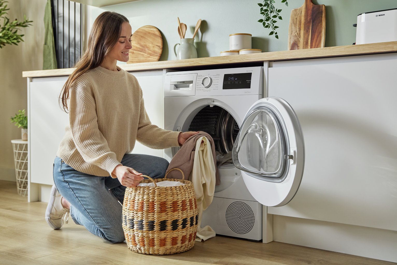 Bosch WTH85226GB 8kg Heat Pump Tumble Dryer - White