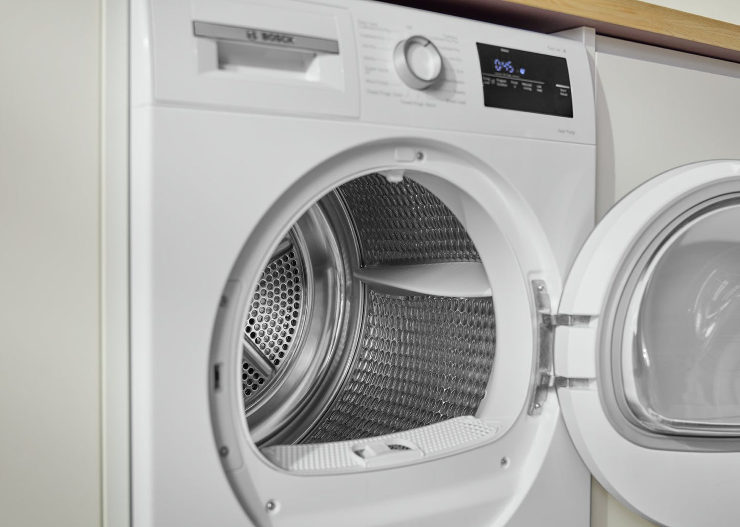 Bosch WTH85226GB 8kg Heat Pump Tumble Dryer - White