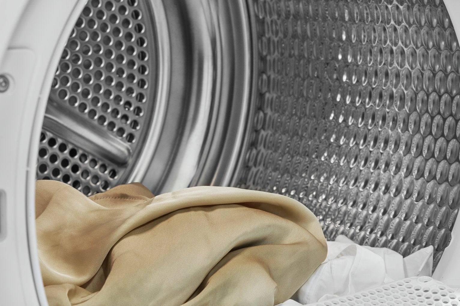 Bosch WTH85226GB 8kg Heat Pump Tumble Dryer - White