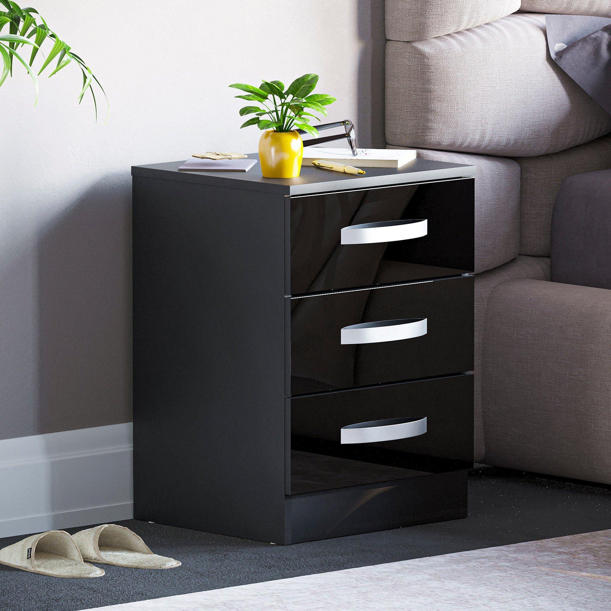 Lassic Vida Designs Hulio 3 Drawer Bedside Cabinet