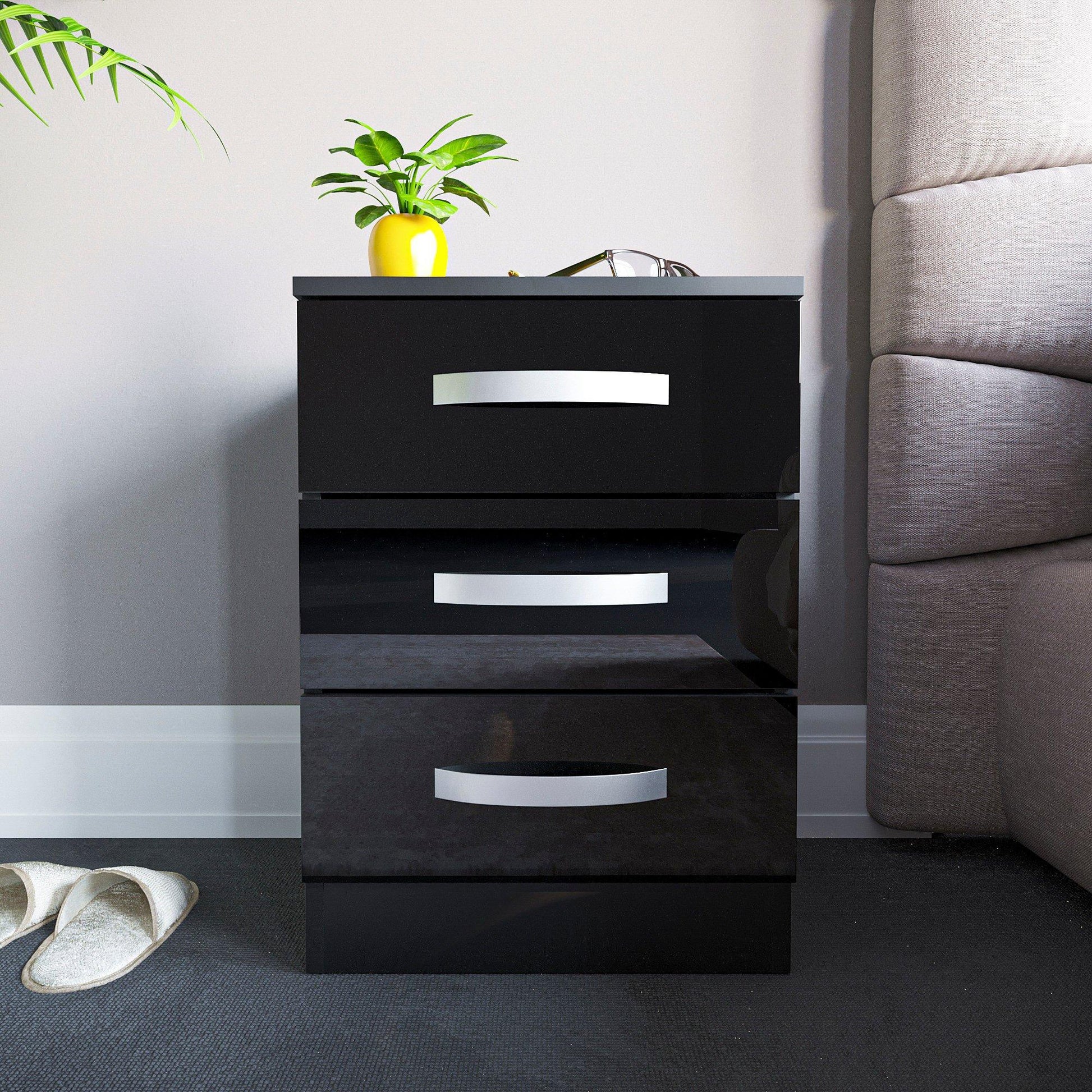 Lassic Vida Designs Hulio 3 Drawer Bedside Cabinet