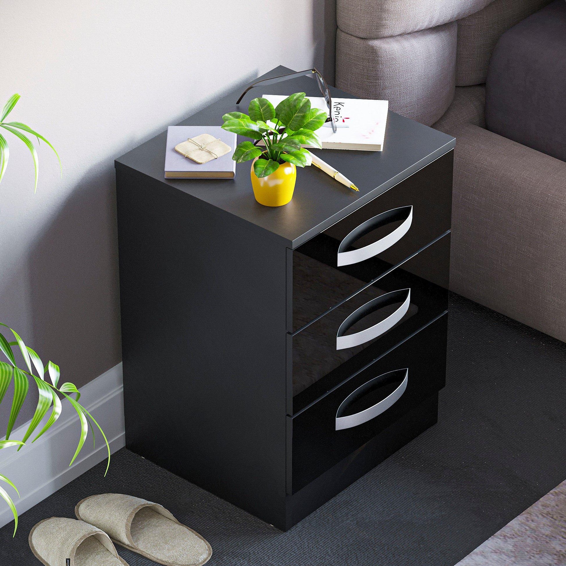 Lassic Vida Designs Hulio 3 Drawer Bedside Cabinet