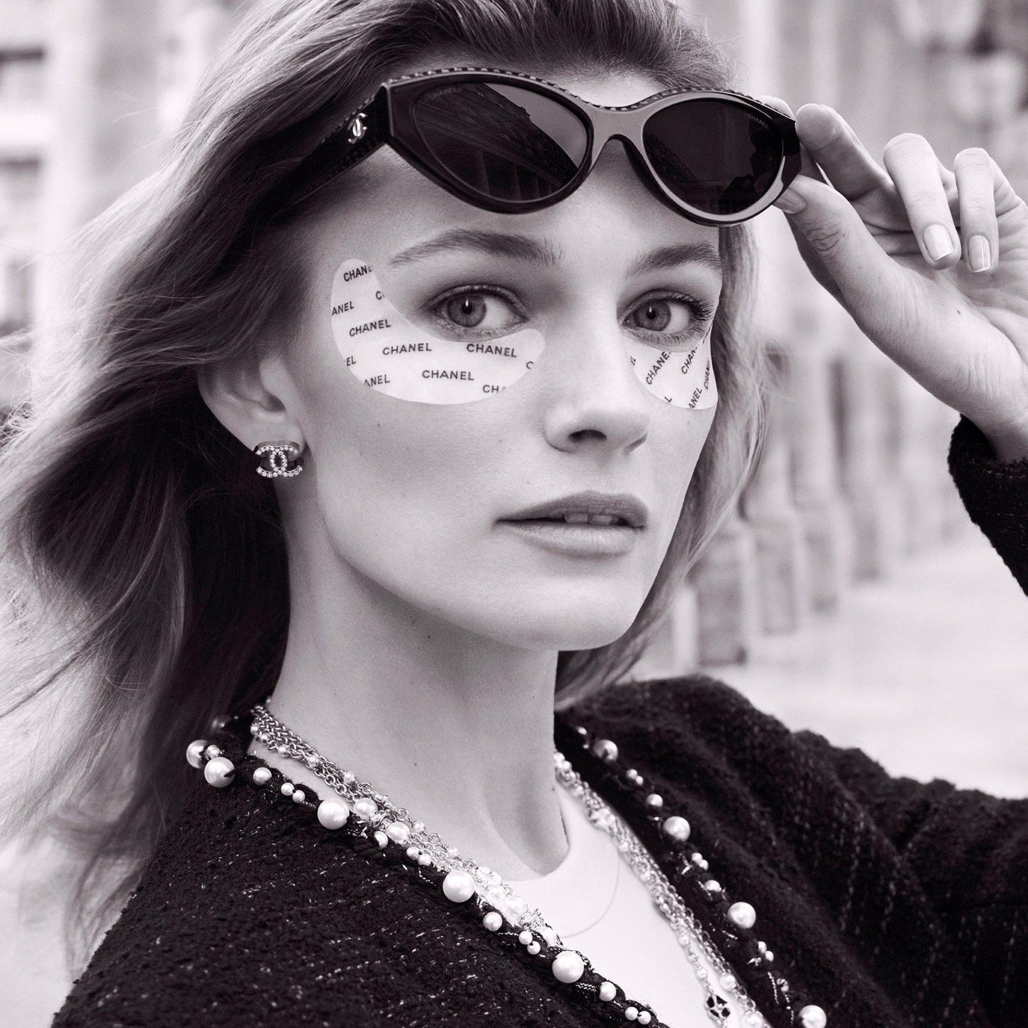 CHANEL LE LIFT FLASH EYE SMOOTHS – FIRMS – TIGHTENING EFFECT