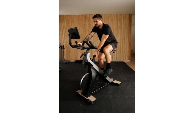 Decathlon Training Bike 900