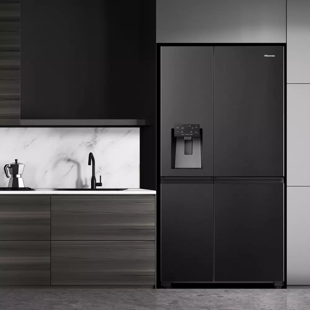 Hisense RS818N4IFE American Fridge Freezer - Black