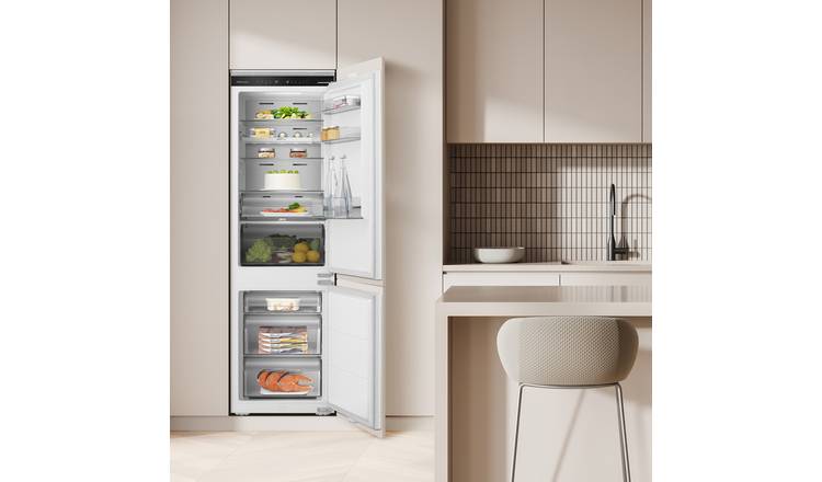 Hisense RB3B250SAWE1 Integrated Fridge Freezer - White