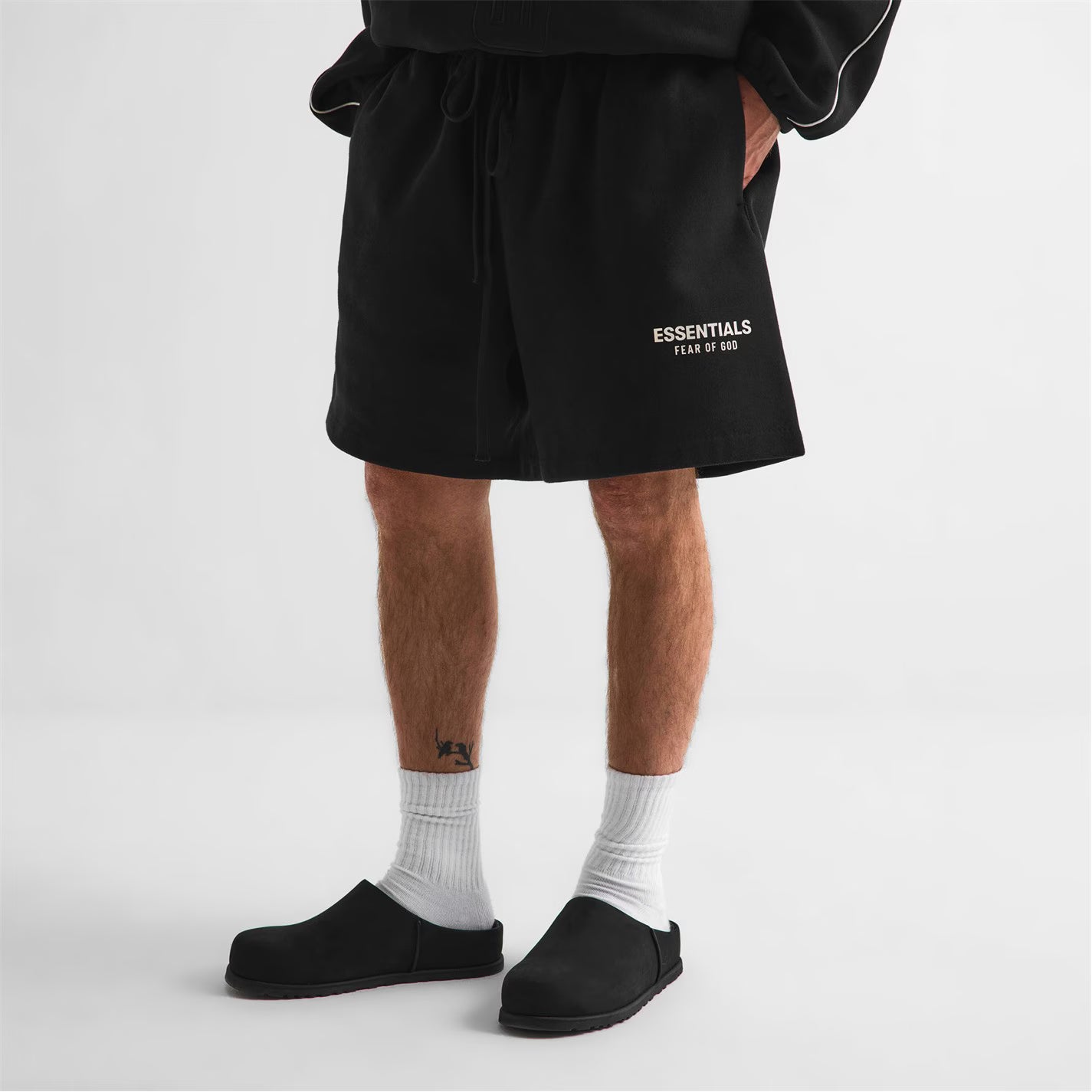 FEAR OF GOD ESSENTIALS Men's Fleece Jogger Shorts