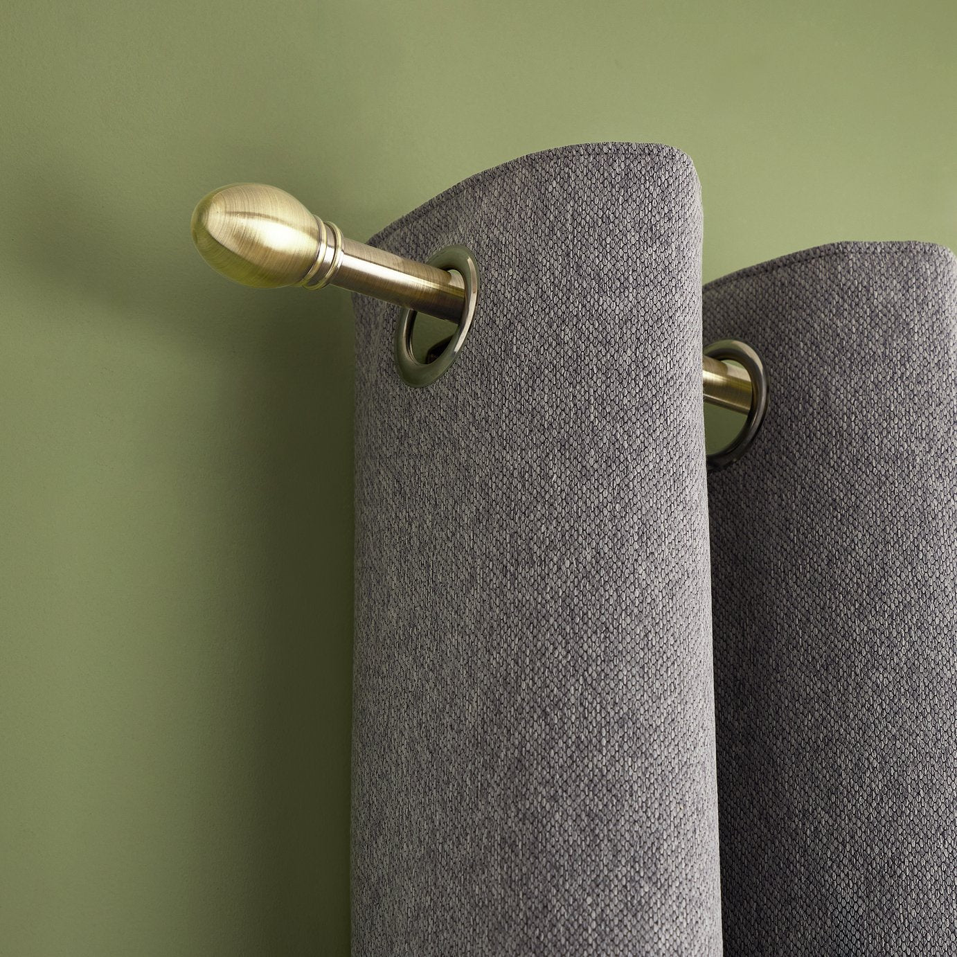 Argos Home Extendable Metal Pommel Brass Curtain Pole - 120 - 210cm
