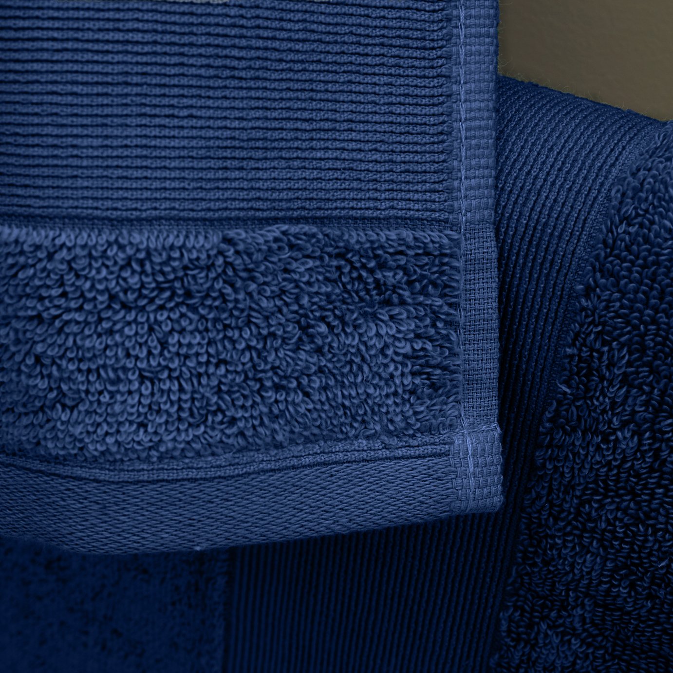 Catherine Lansfield Anti Bacterial Bath Sheet - Navy