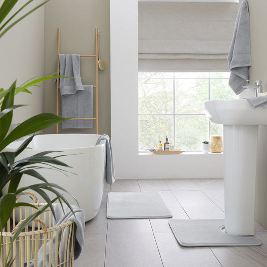 Catherine Lansfield Anti Bacterial Towel Bale - Silver