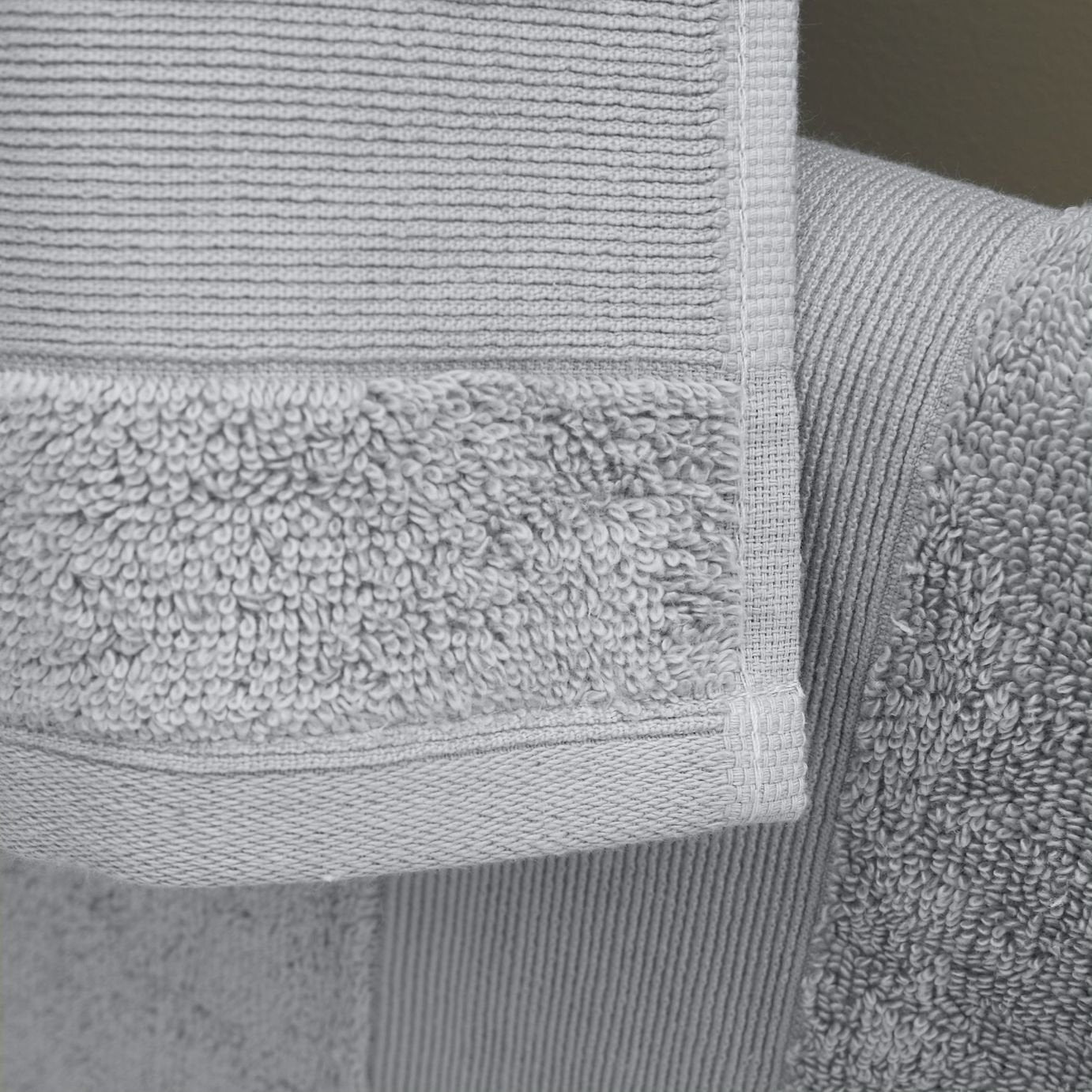 Catherine Lansfield Anti Bacterial Towel Bale - Silver