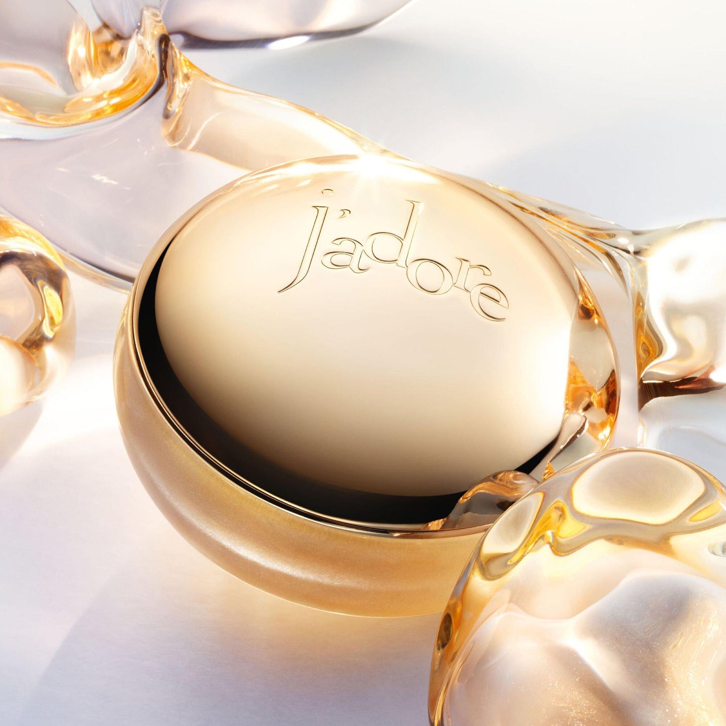 DIOR J’adore Les Adorables Shimmering Body Scrub