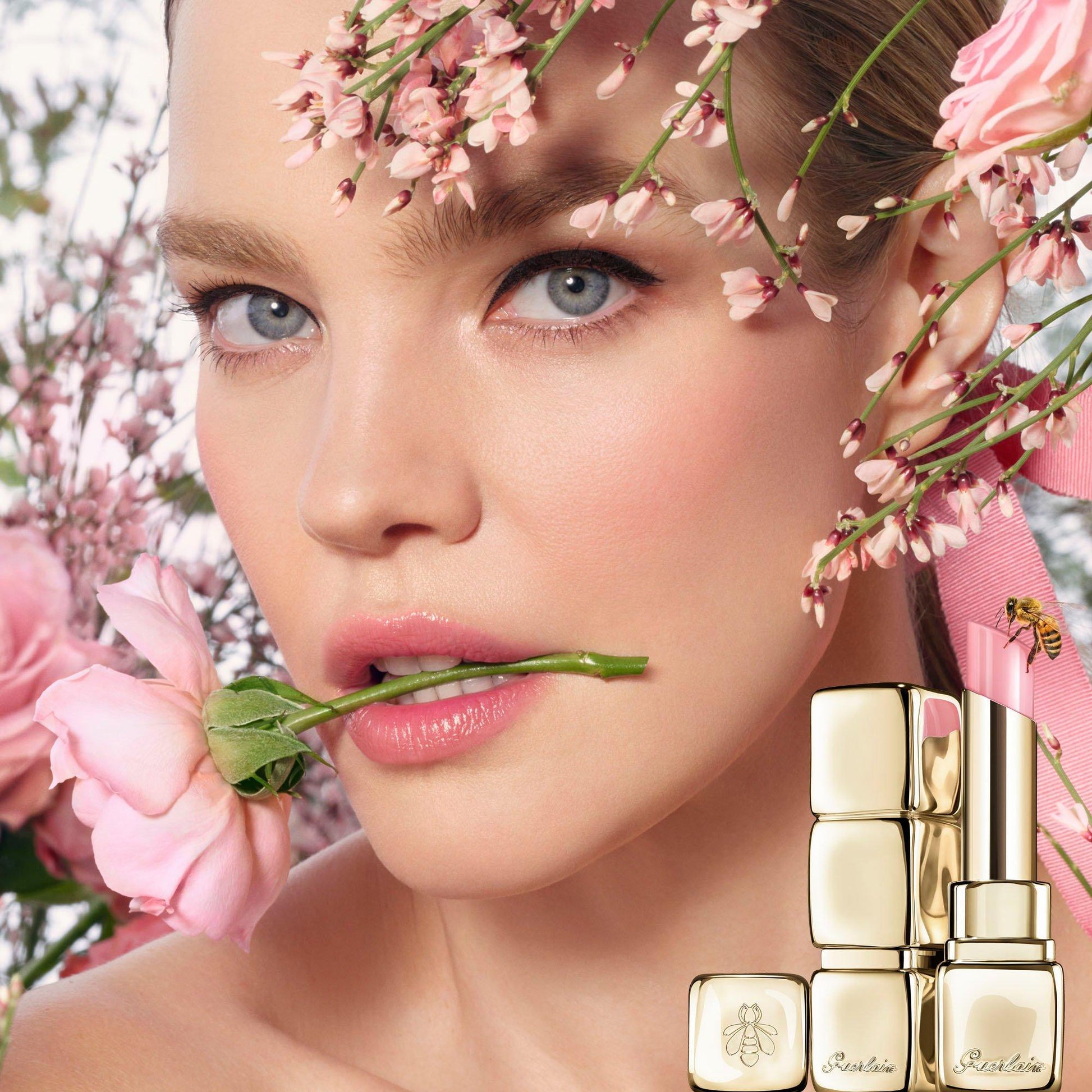 Guerlain KISSKISS BEE GLOW Natural-Origin Honey Tint Balm