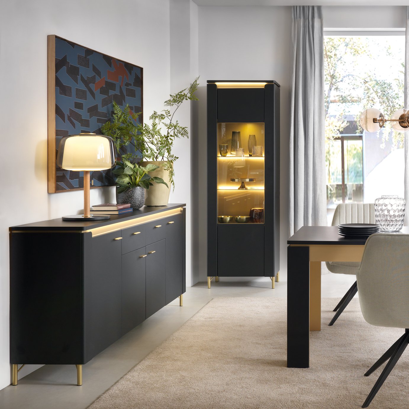 Furniture To Go Genoa 1 Door Display Cabinet - Black & Gold