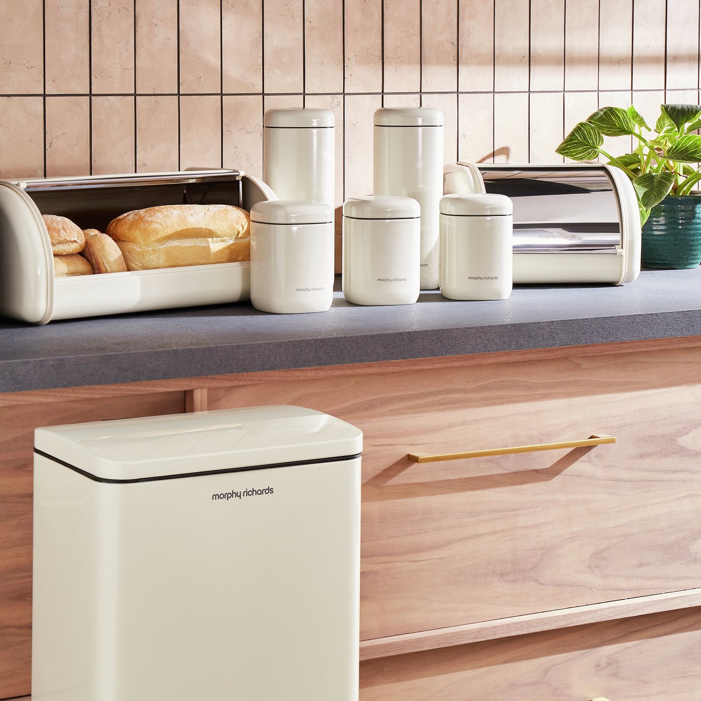 Morphy Richards Set of 3 Canisters - Cream