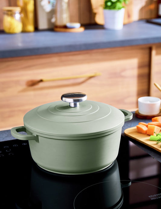 Morphy Richards 2.3 Litre Aluminium Casserole Dish - Green