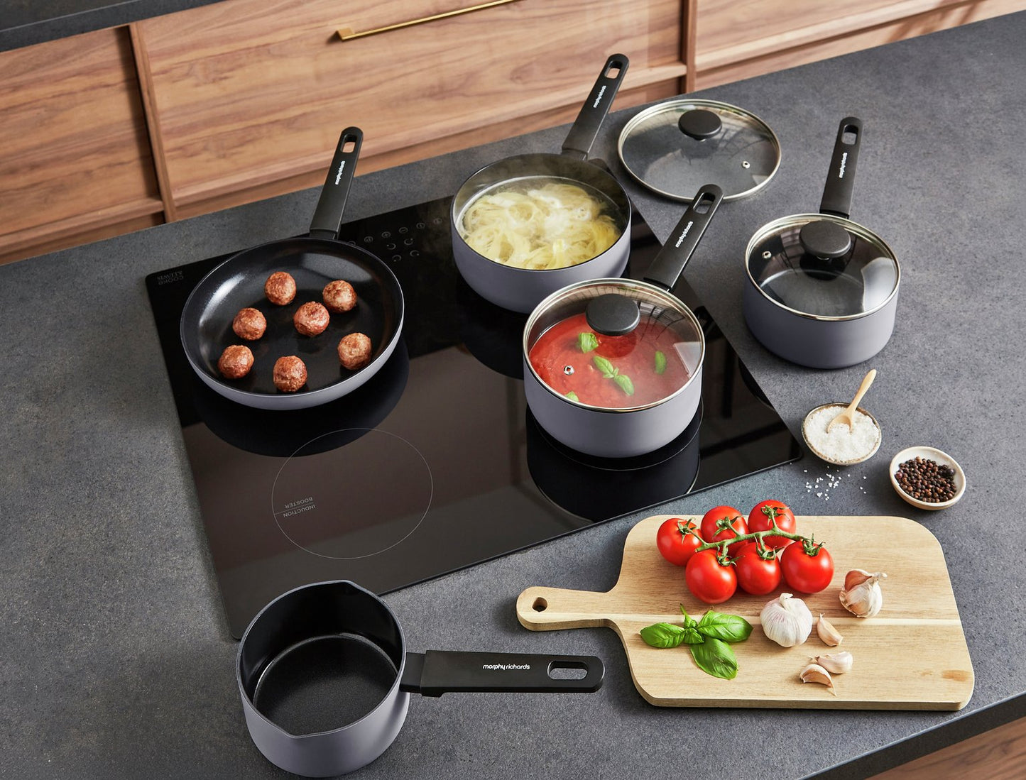 Morphy Richards 5 Piece Aluminium Saucepan Set - Grey