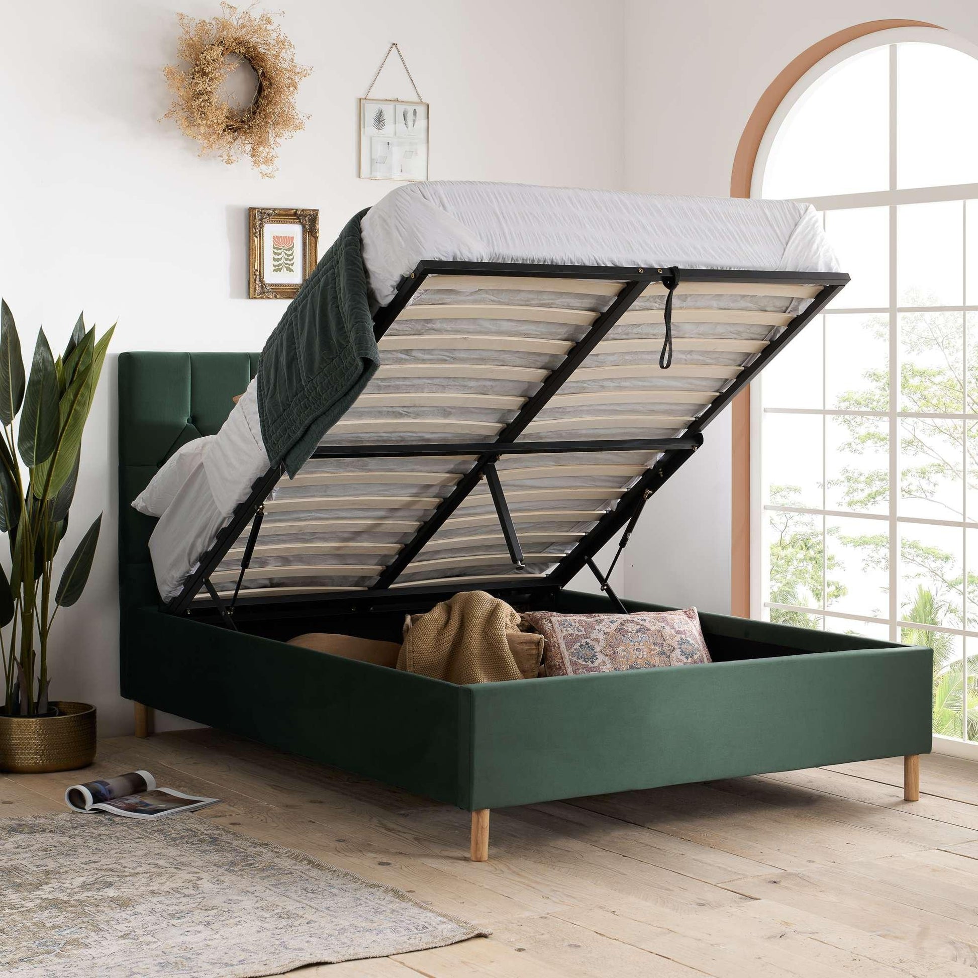 Birlea Loxley Ottoman Bed