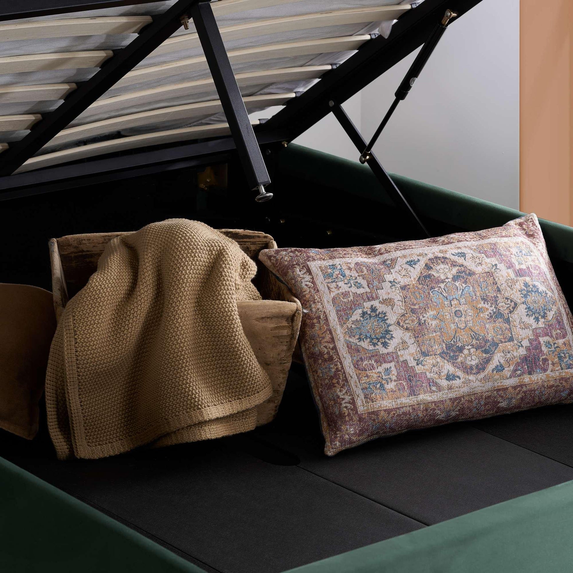 Birlea Loxley Ottoman Bed