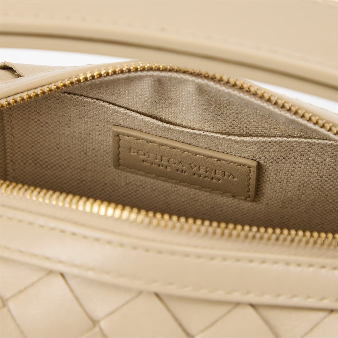 Women's Wallace Mini Bag