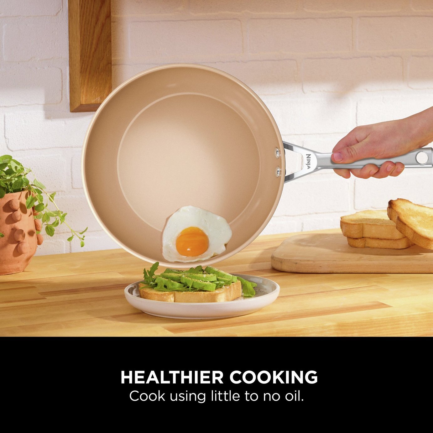 Ninja 28cm Extended Life Ceramic Aluminium Frying Pan