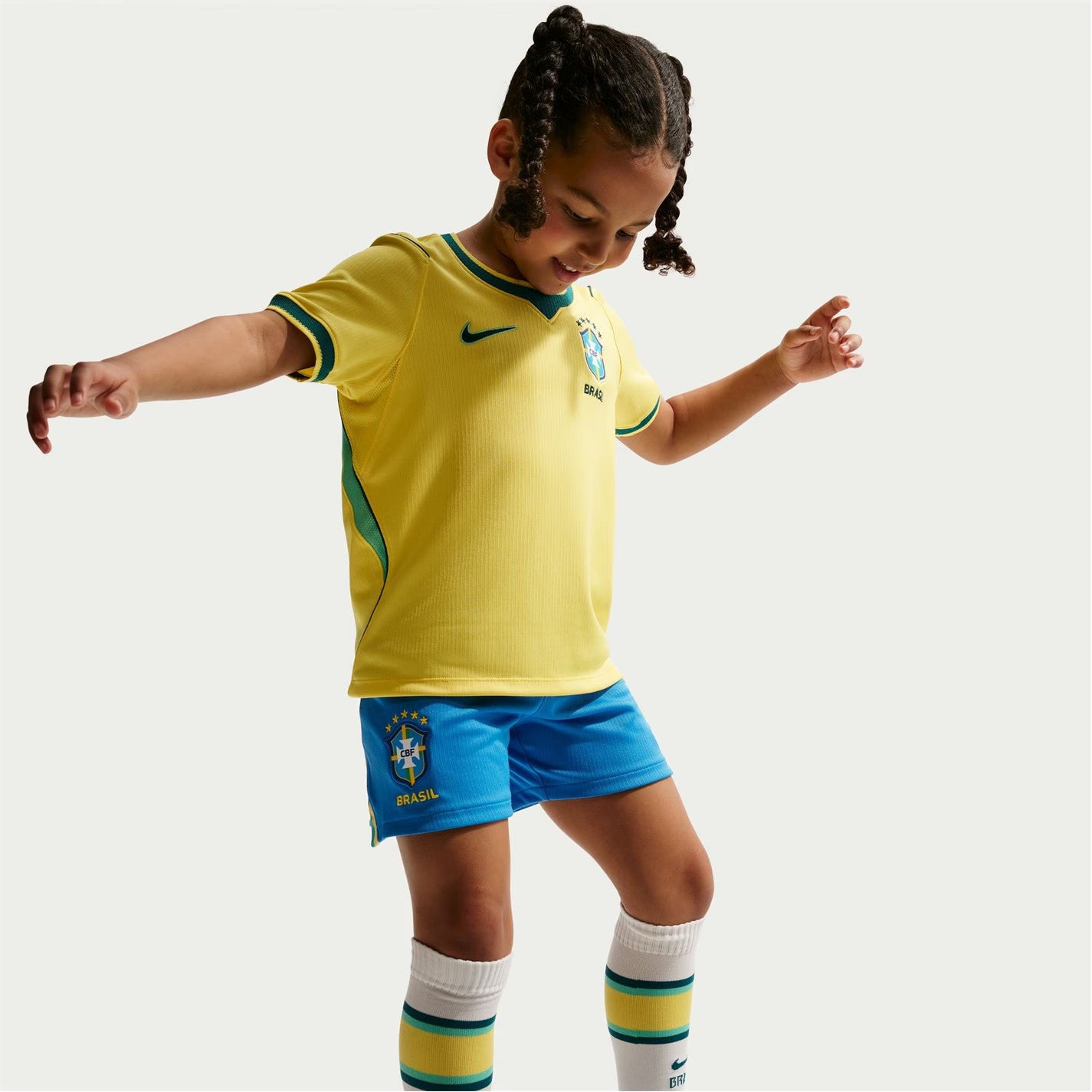 Nike Unisex Kids Brazil World Cup™ 2026 Mini Kit
