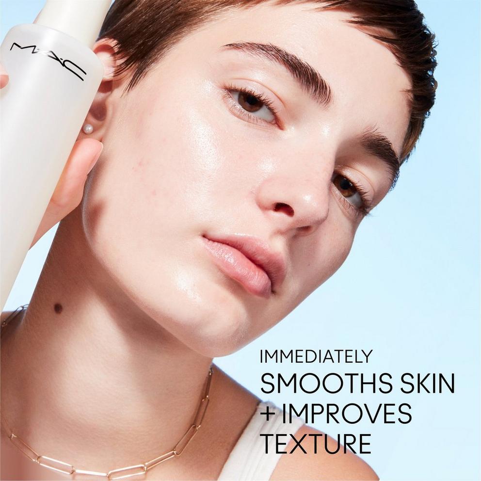 Hyper Real Fresh Canvas Cleansing Oil