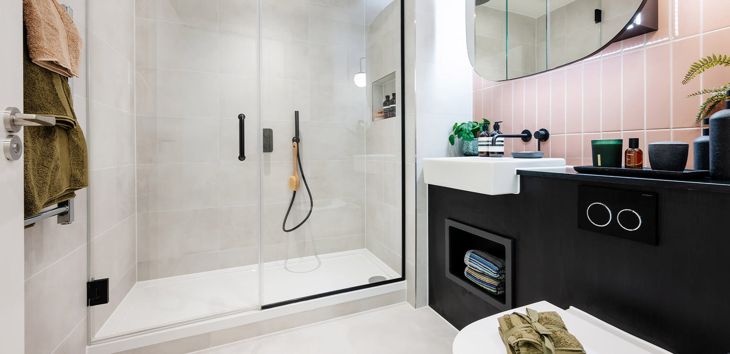 Twelvetrees Park  — Suite 1 2 and 3 Bedroom Ultra Luxury Homes — 24 Hr Concierge and World Class Amenities — West Ham London — E16