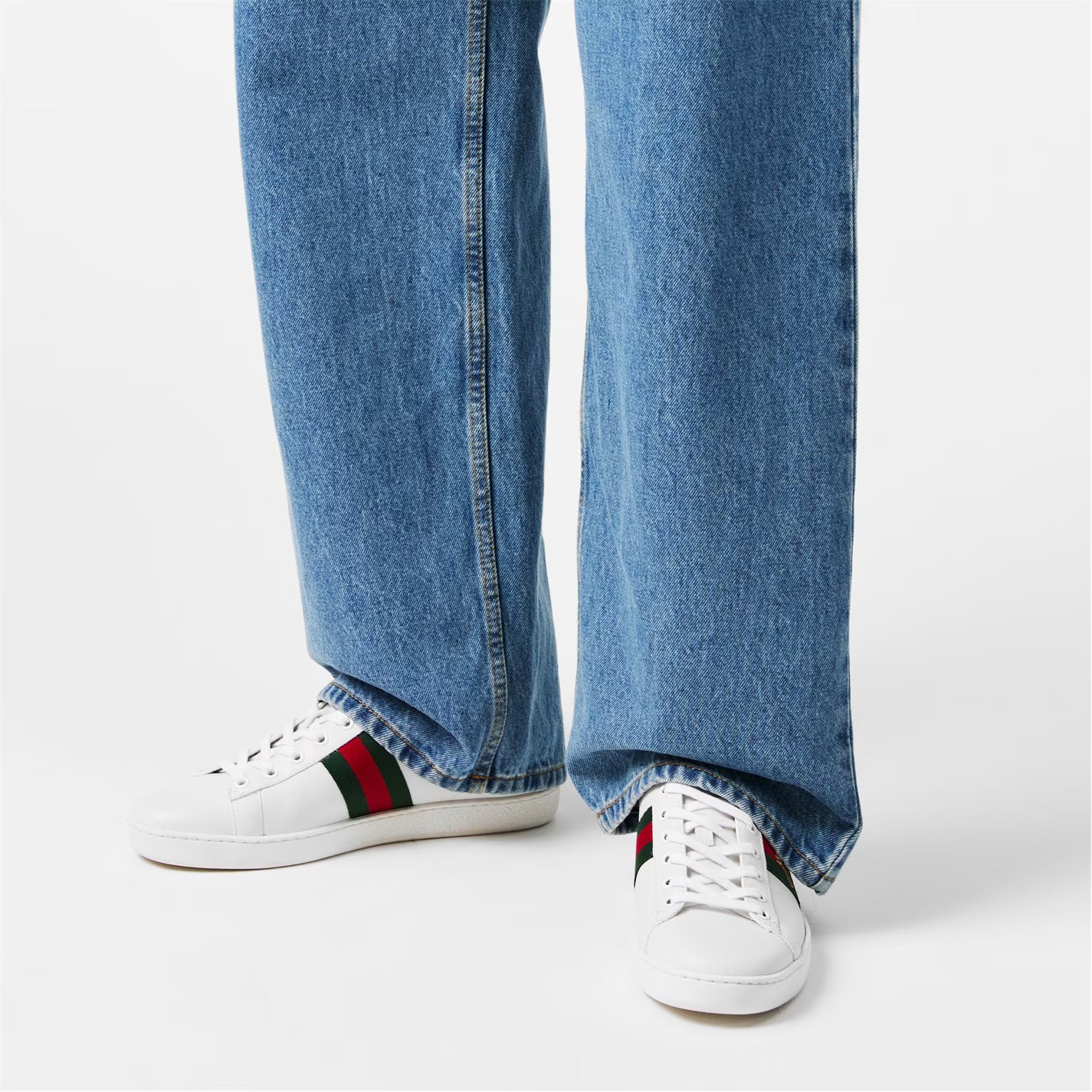 Women's Ace Bee Leather Low-Top Trainers