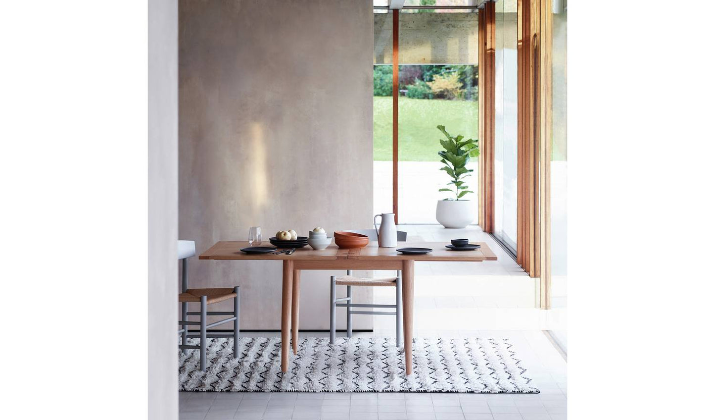 Habitat Lincoln Oak Veneer 4 - 8 Seater Dining Table